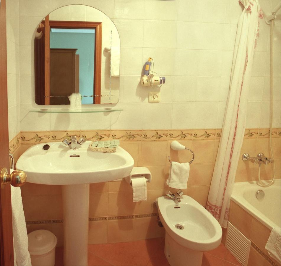 منزل الضيف Almuña  في Casa Manoli Luarca المظهر الخارجي الصورة